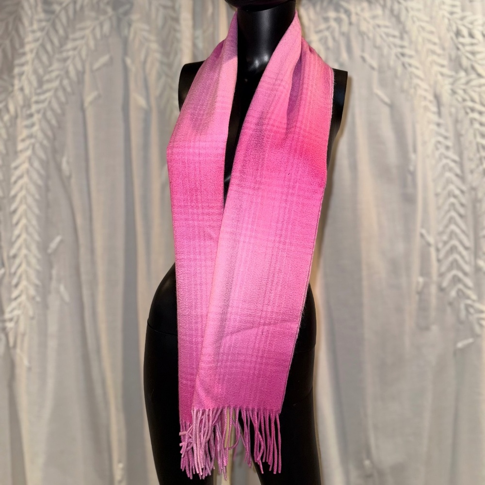 NEW Nordstrom 100% Cashmere Pink Gradient Scarf